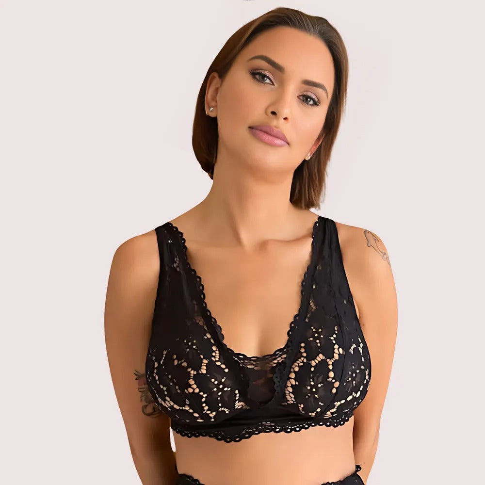 French Daina Chic Lace Bralette Gift Set for Luxe Occasions